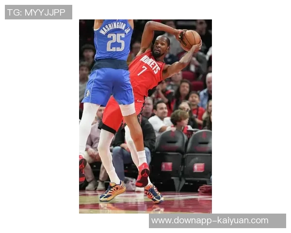 康宁汉姆盛赞杜兰特的独特能力让防守者时刻感受到巨大的压力