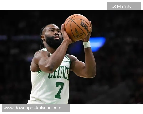 杰伦布朗坦言外界压力巨大一场失利便引发交易传闻 杰伦布朗坦言外界压力巨大一场失利便引发交易传闻